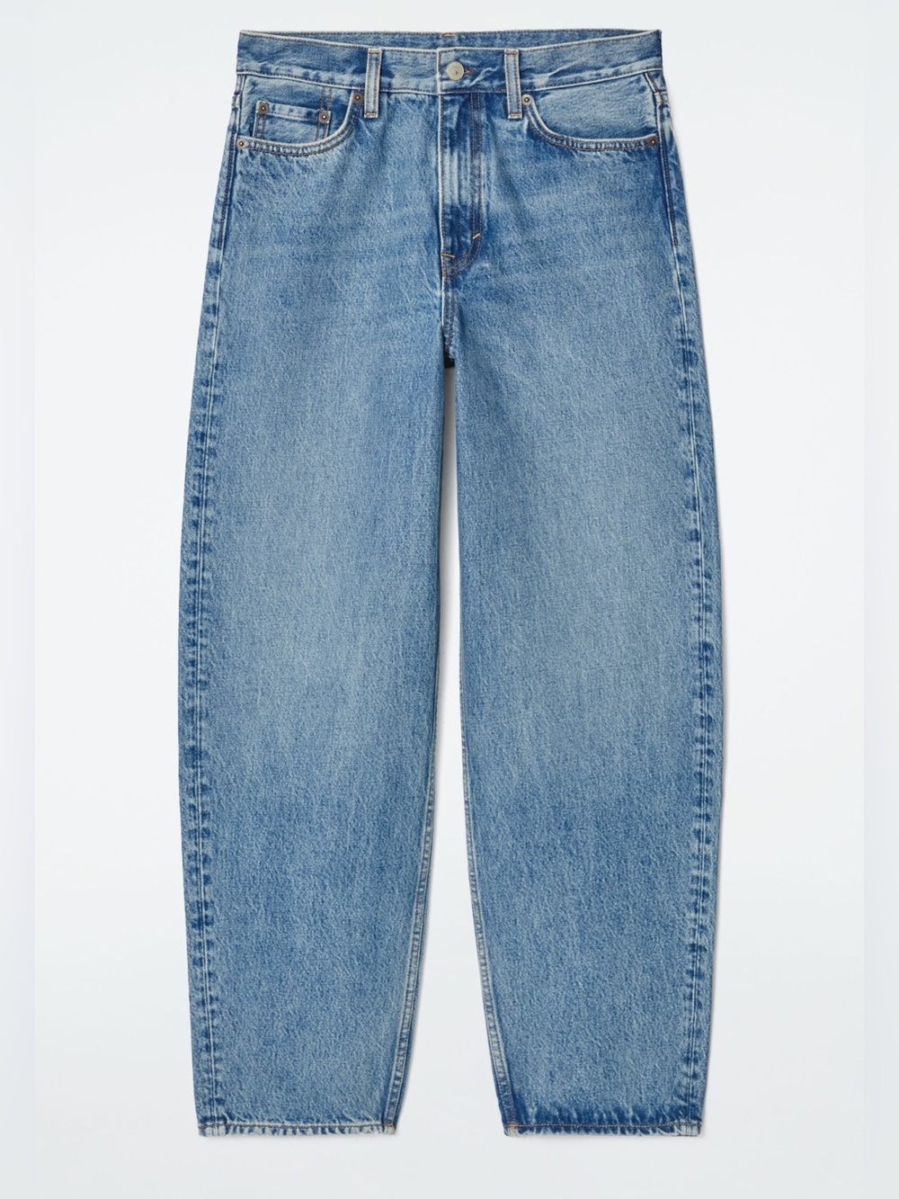 COS Size 26 Arch Tapered Jeans in Mid Blue